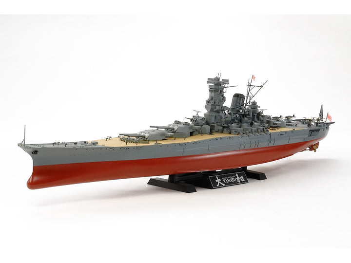 Tamiya 78030 Yamato Japanese Battleship 1:350 - assembled and painted model overall view