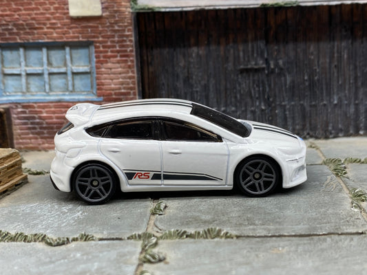Loose Hot Wheels - Ford Focus RS - White with Black Stripes