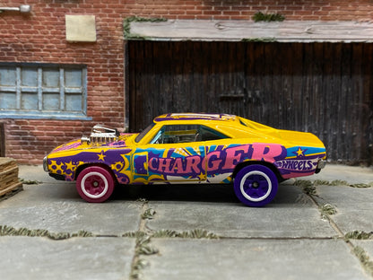 Loose Hot Wheels 1970 Dodge Charger – Yellow Art Car | Supercharged Mopar Muscle
