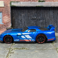 Loose Hot Wheels - Dodge Viper GTS-R - Blue and White