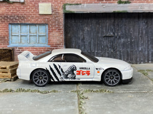 Loose Hot Wheels - Nissan Skyline GT-R R33 - White Godzilla