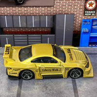 Loose Hot Wheels - LB Super Silhouette Nissan Silvia S15 - Gold and Black