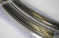 Bachmann 44501 HO 18-inch radius curved track, angled detail of the packaged four-piece set