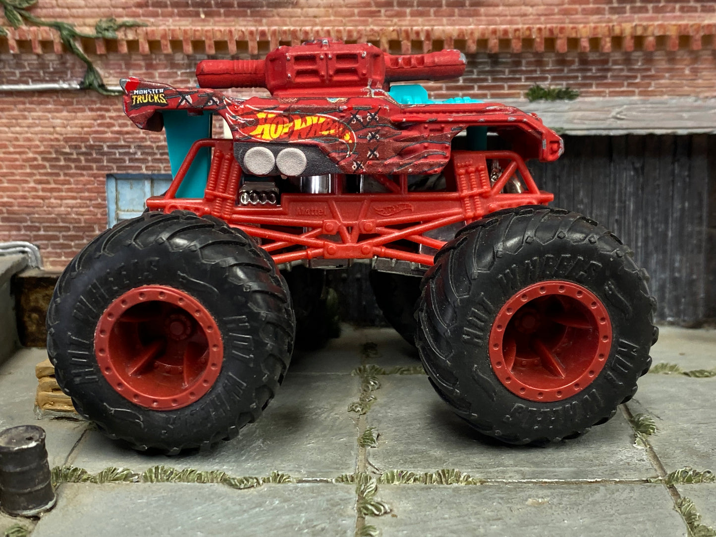 Loose Hot Wheels Monster Jam - Monster Truck - Invader Stealth - Red