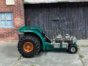 Micro Machines - Green Machine - Tractor Pull - Micro Machine