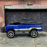 Loose Hot Wheels - Land Rover Series II - Blue