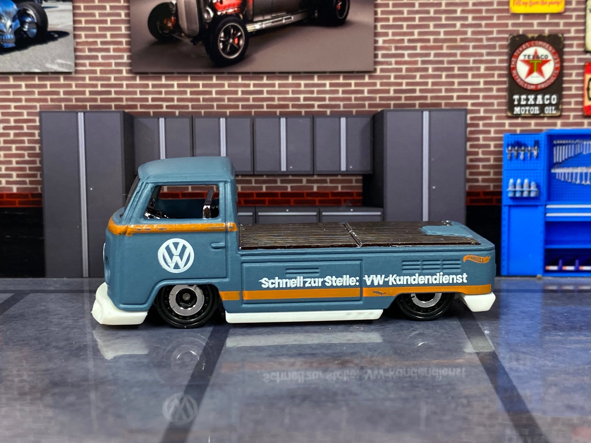 Loose Hot Wheels - VW Volkswagen T2 Pick Up - Gray, Orange and White