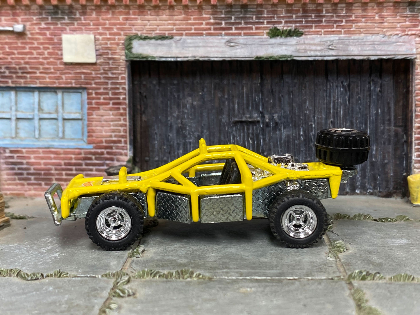 Custom Hot Wheels - Roll Cage Dune Buggy San Rail - Yellow - Chrome Mag Wheels - Off Road Rubber Tires