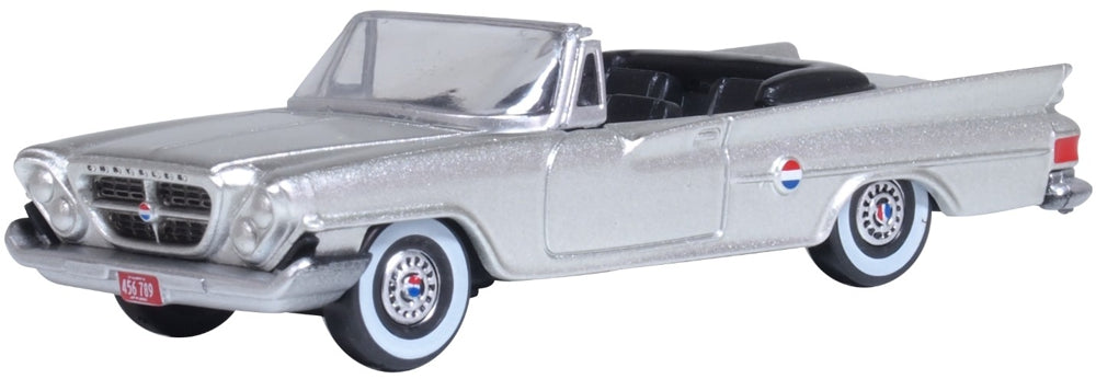 Actual Oxford Diecast 87CC61007 1961 Chrysler 300G Convertible, Open three-quarter view