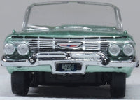 Oxford 87CI61007 1961 Chevrolet Impala Convertible, Arbor Green, 1:87 scale, front view