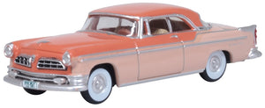 Oxford 87CNY55002 1955 Chrysler New Yorker St. Regis in Desert Sand/Canyon Tan, 1:87 model, front three-quarter view
