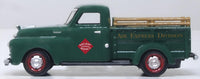 Oxford 87DP48004 1948 Dodge B-1B Pickup Railway Express Agency, Dark Green/REA, 1:87 scale, driver-side profile