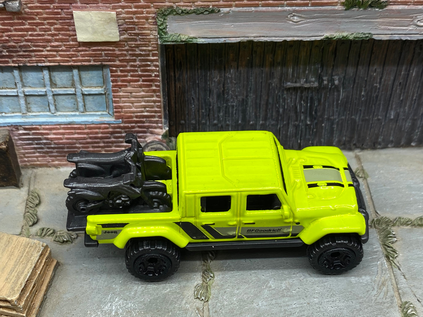 Loose Hot Wheels - 2020 Jeep Gladiator - Bright Green
