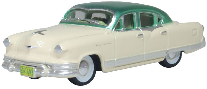 Oxford 87KM53001 1953 Kaiser Manhattan, Stardust Ivory/Jade Green, 1:87 scale, front three-quarter view
