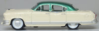 Oxford 87KM53001 1953 Kaiser Manhattan, Stardust Ivory/Jade Green, 1:87 scale, driver-side profile