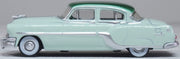 Oxford 87PC54005 1954 Pontiac Chieftain 4-Door Sedan, Shannon Green/Brookmere Green, 1:87 scale, driver-side profile