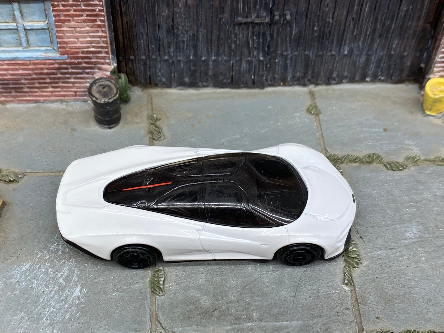 Loose Hot Wheels - McLaren Speedtail - White