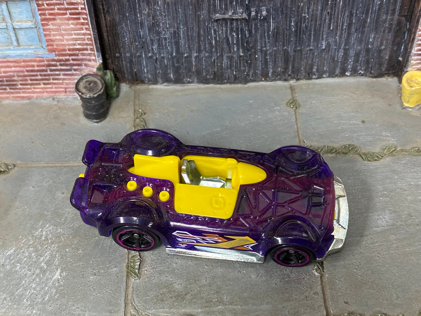 Loose Hot Wheels - MonteRacer - Purple and Yellow