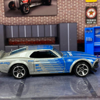 Loose Hot Wheels - 1969 Ford Mustang Boss 302 - Blue and Silver Falken Tires