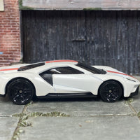 Loose Hot Wheels - 2017 Ford GT - White and Red