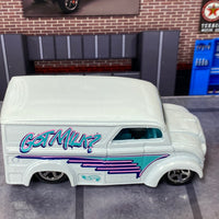 Loose Hot Wheels - Dairy Delivery - White, Blue and Pink Got Milk