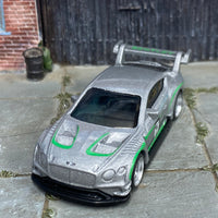 Custom Hot Wheels - 2014 Bentely Continental GT3 - Gray and Green - Silver Mag Wheels - Rubber Tires