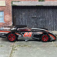 Loose Hot Wheels - 1976 Chevy Corvette Greenwood - Black and Silver