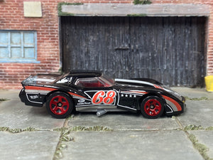 Loose Hot Wheels - 1976 Chevy Corvette Greenwood - Black and Silver