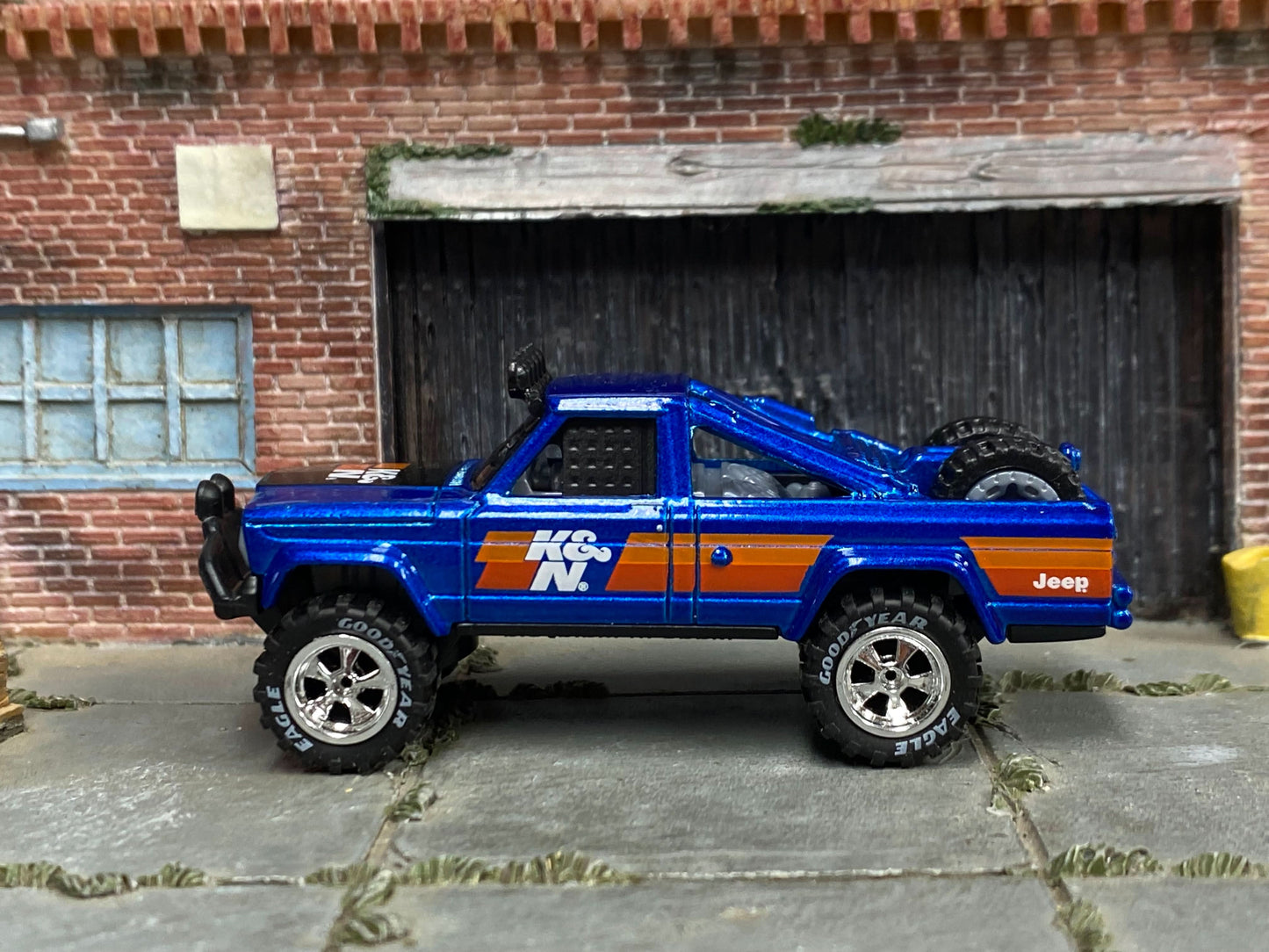 Custom Hot Wheels - 1973 Jeep J10 - Blue K&N - Gold Mag Wheels - Goodyear Offroad Rubber Tires