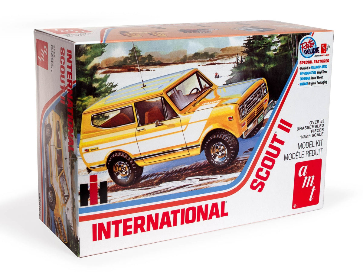 AMT1248 International Harvester Scout II model kit box