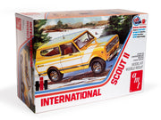AMT1248 International Harvester Scout II model kit box