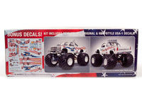 AMT1252 USA-1 Chevy Silverado model kit box side 1