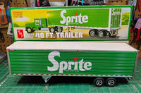 AMT Great Dane Dry Goods Trailer Sprite 1:25 Scale Model Kit - official exact-product image 2