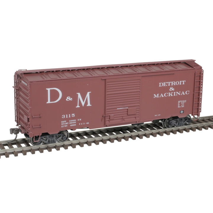 Atlas HO 40' Postwar Boxcar - Detroit & Mackinac #3115 - view 1