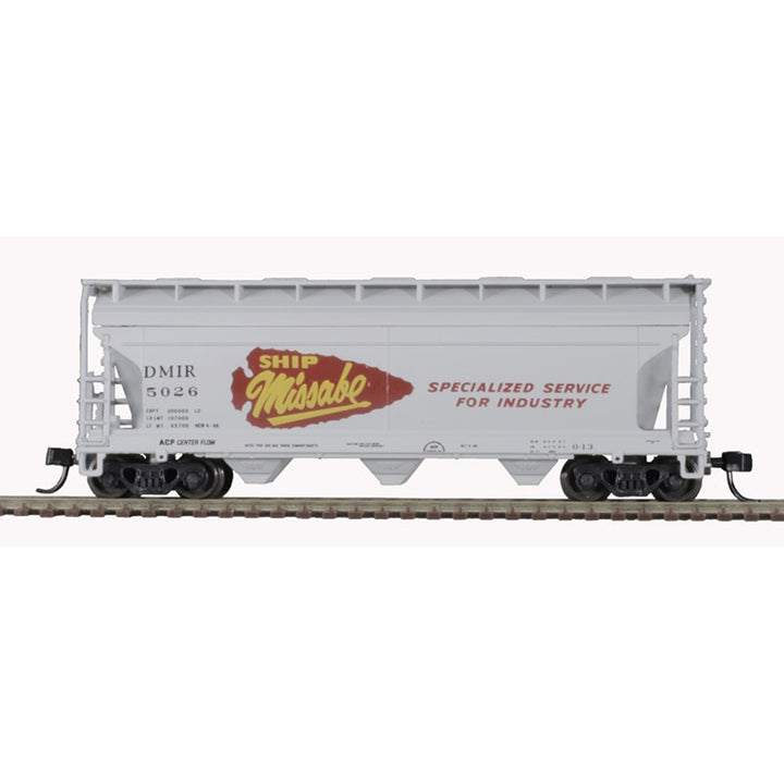 Atlas N ACF 3560 Covered Hopper DMIR 5026 side view