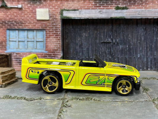 Loose Hot Wheels - Boom Box Mini Truck- Yellow and Green