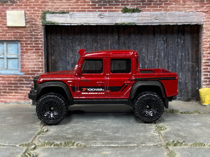 Loose Hot Wheels Land Rover Defender Double Cab – Dark Red | Modern Off‑Road Casting History