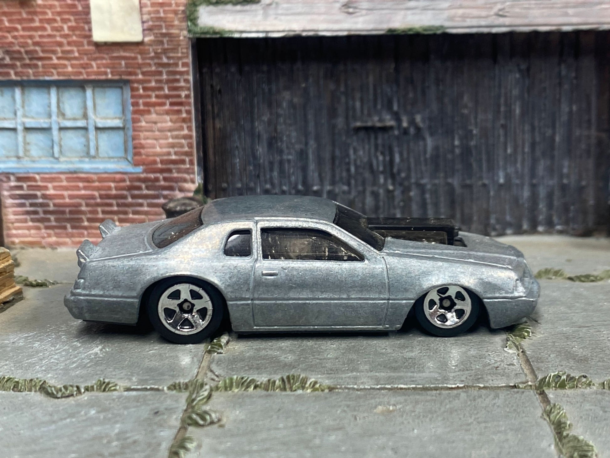 DIY Hot Wheels Car Kit - 1986 Ford Thunderbird Pro Stock Drag Car - Build Your Own Custom Hot Wheels!