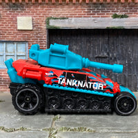 Loose Hot Wheels - Tanknator - Red and Blue