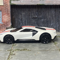 Loose Hot Wheels - 2017 Ford GT - White and Red