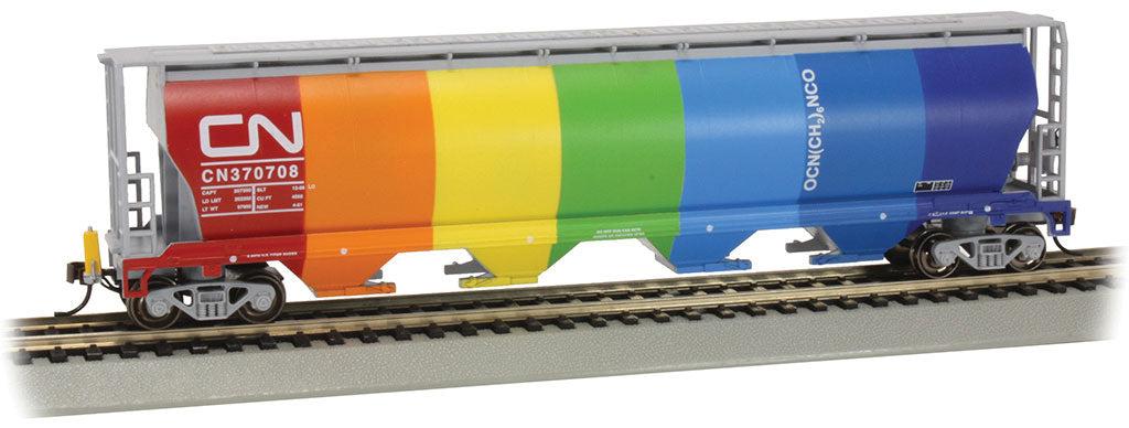 Bachmann HO CN Demonstrator Grain Hopper #370708 with Flashing EOT - product view 1