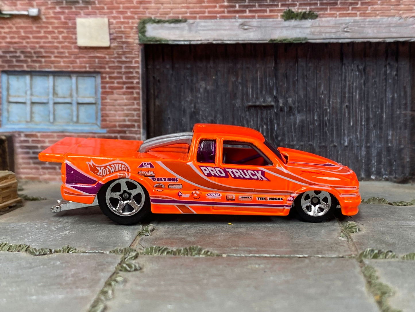 Loose Hot Wheels - Pro Stock Chevy S10 Drag Race Truck - Bright Orange