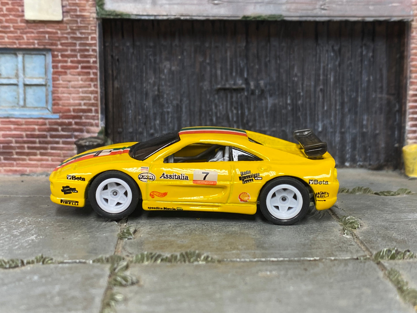 Custom Hot Wheels - Ferrari F355 Challenge - Yellow - White Mag Wheels - Rubber Tires