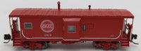 Bluford Shops 42140 N scale C&EI 13512: opposite side with bay window.
