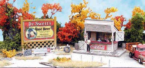 Bar Mills HO Swanson's Lunch Counter with Billboard Kit - completed model view 1