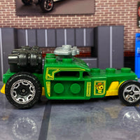 Loose Hot Wheels - Brick and Motor - Green and Yellow