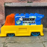 Loose Hot Wheels - Brickin Delivery - Yellow and Blue