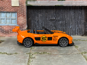 Loose Hot Wheels - 2015 Mazda MX-5 Miata - Orange and Black 5