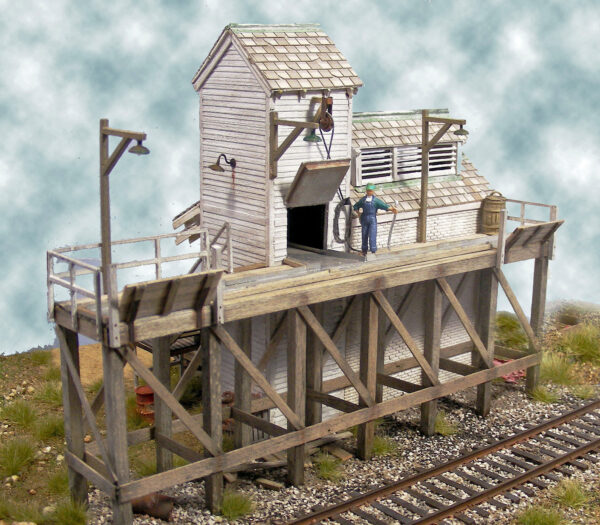 Bar Mills HO scale Ice House at Cranberry Yard kit, assembled and painted example; track, figures and surrounding scenery not included.