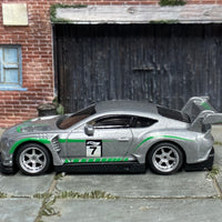 Custom Hot Wheels - 2014 Bentely Continental GT3 - Gray and Green - Silver Mag Wheels - Rubber Tires